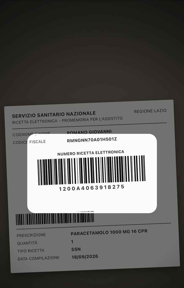 Promemoria della ricetta elettronica inquadrato dalla fotocamera